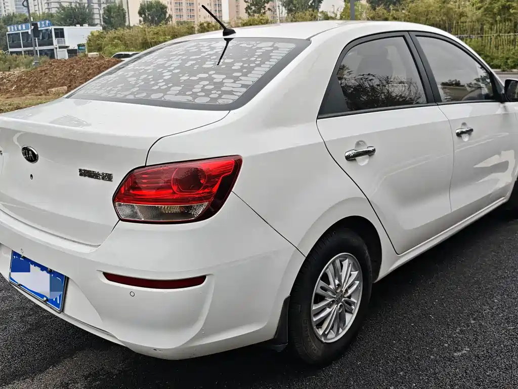 Kia Huanchi — миниатюра 4