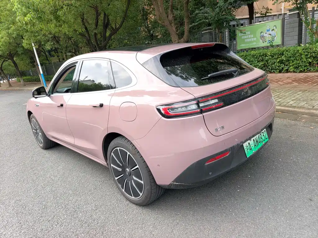 AITO AITO M5 — миниатюра 10