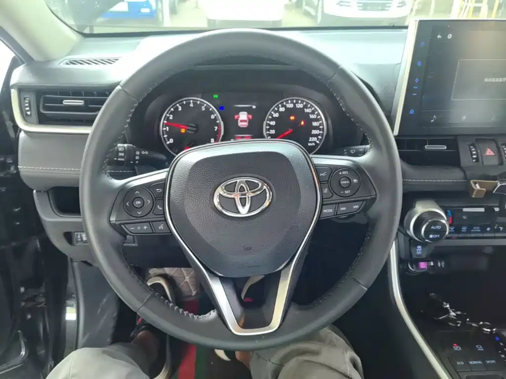 Toyota Wildlander — миниатюра 11