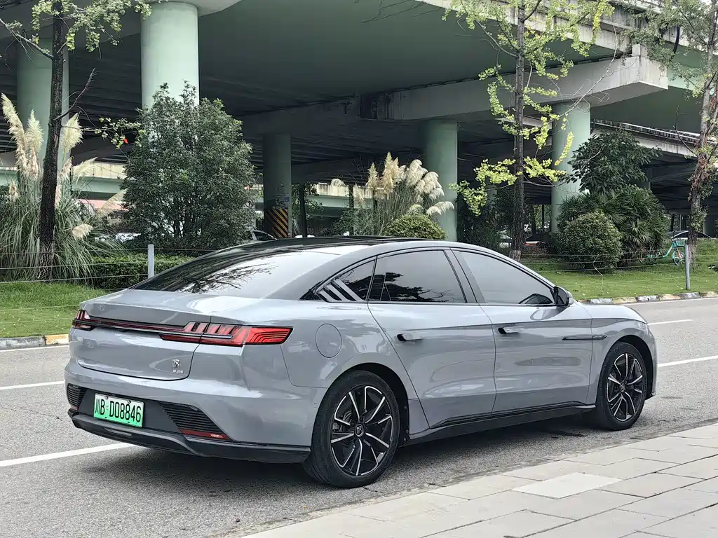 BYD Han — миниатюра 14