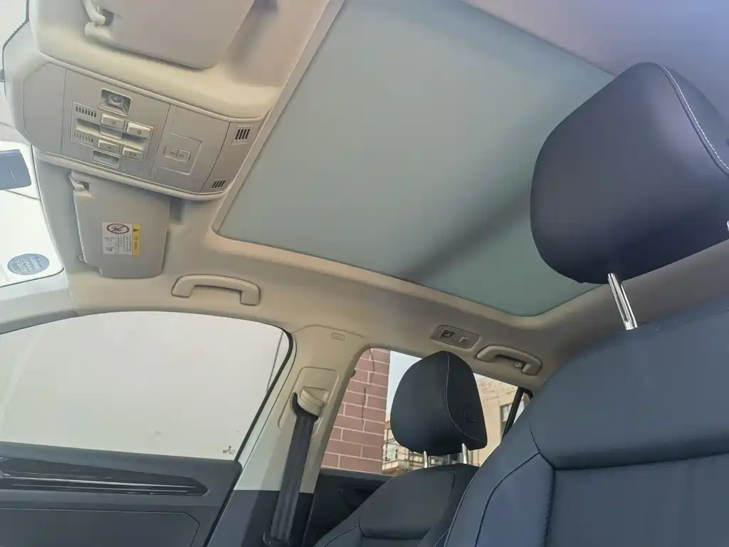 Volkswagen T-Roc 2019 280TSI DSG Comfort V