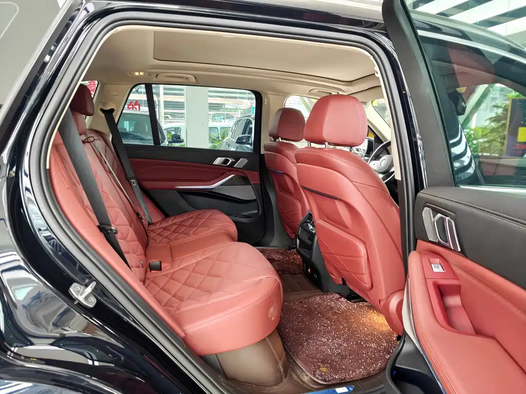 BMW X5 — миниатюра 12