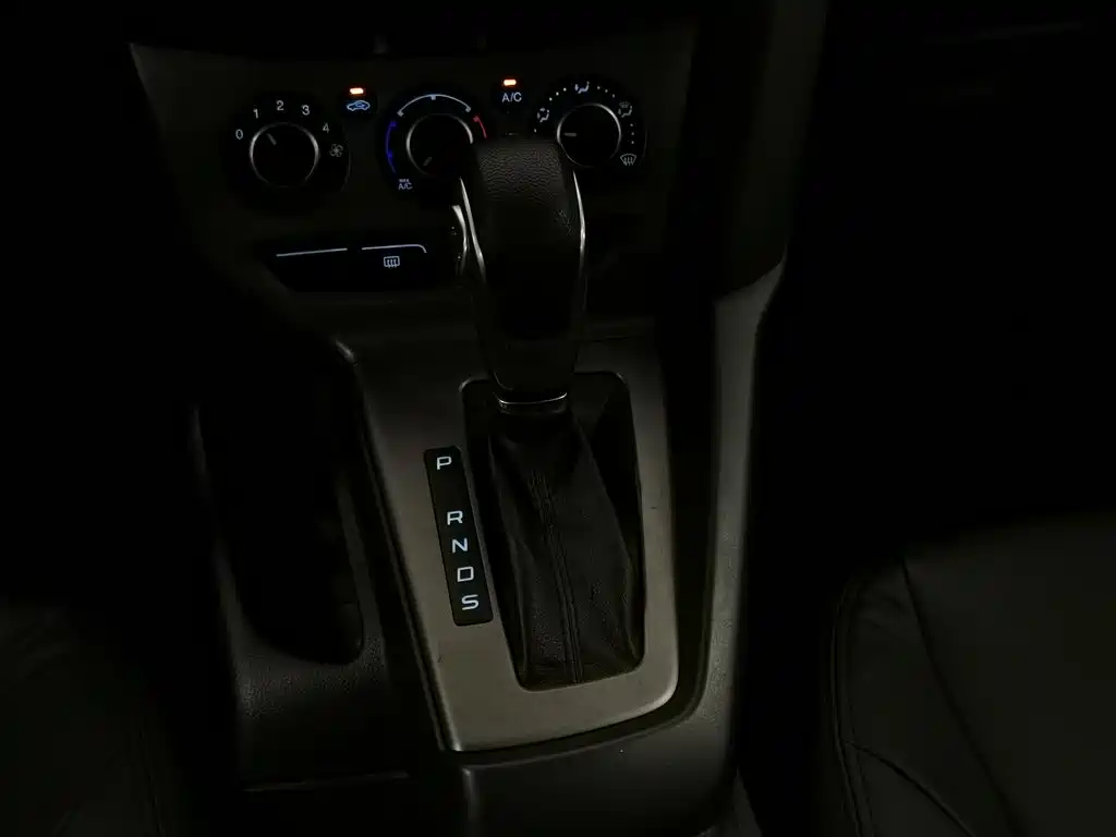 Ford Focus — миниатюра 13
