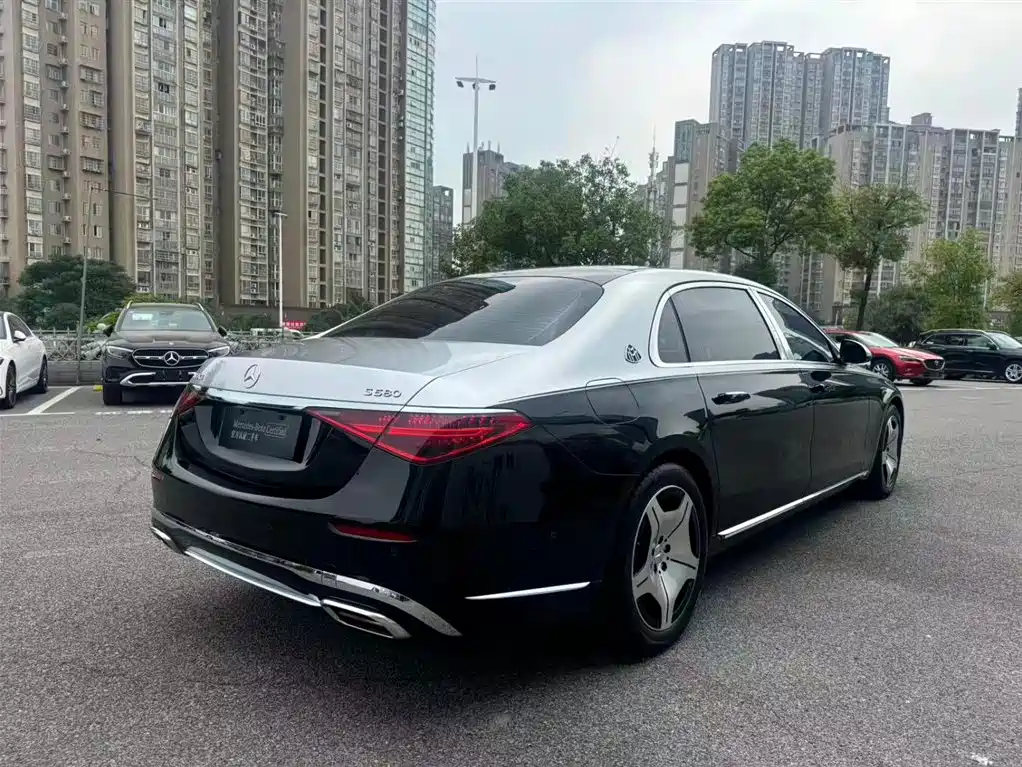 Mercedes-Benz S-Class — миниатюра 7