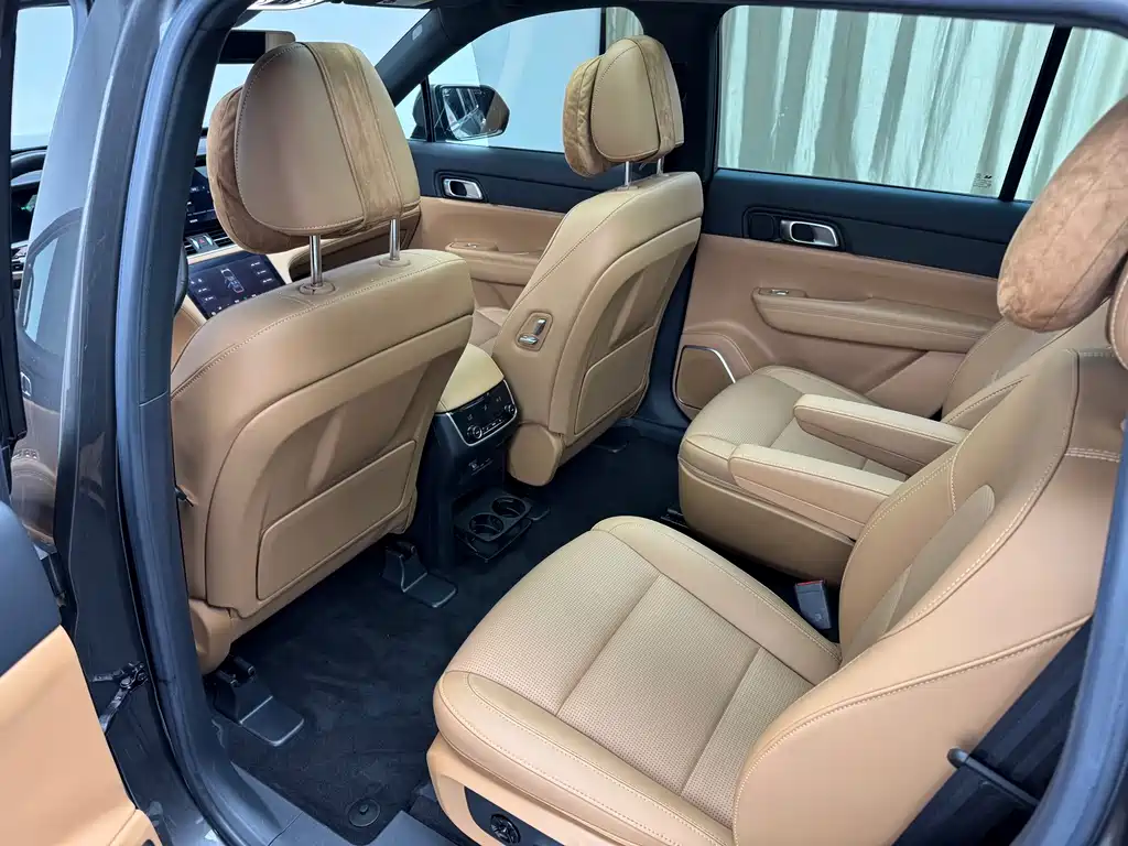 Li Auto Li ONE — миниатюра 12