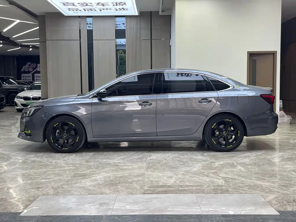 Roewe i6 MAX — миниатюра 4
