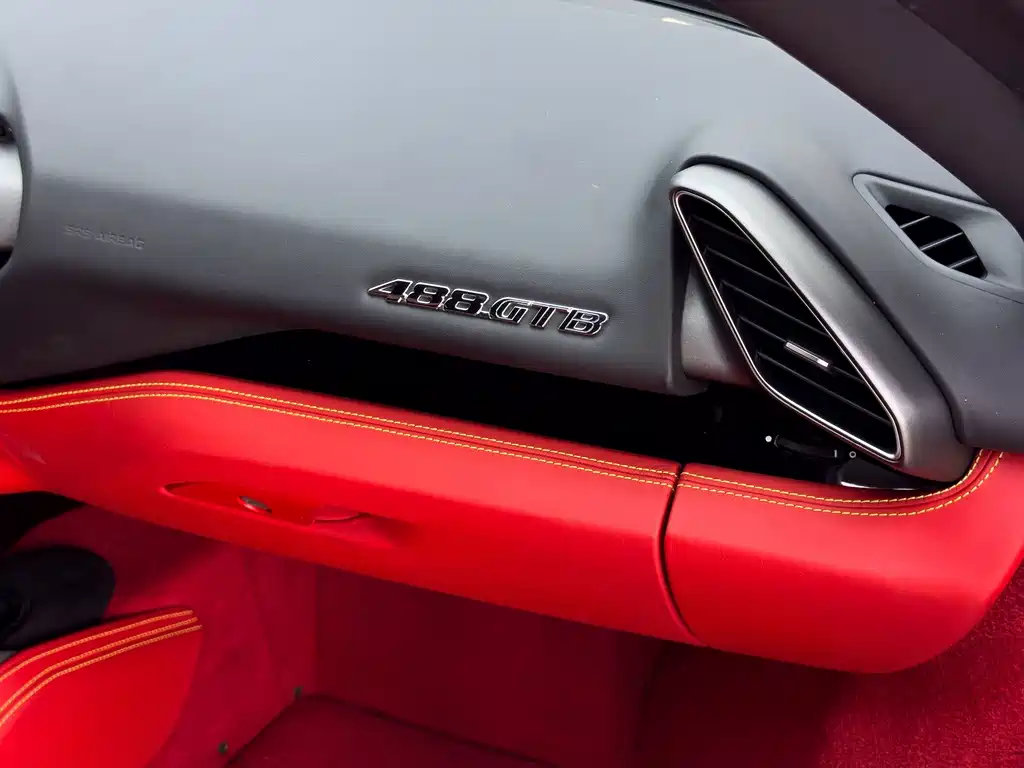 Ferrari 488 — миниатюра 27