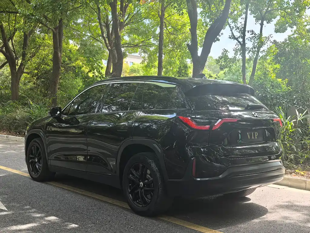 NIO ES6 — миниатюра 4