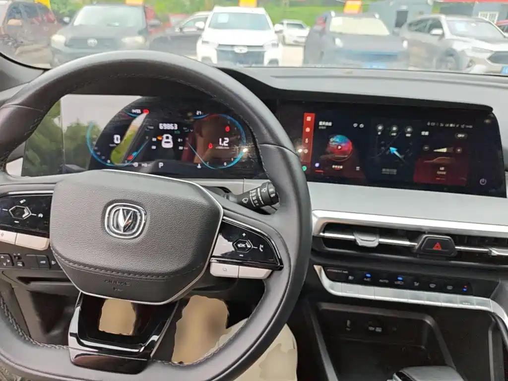 Changan CS35PLUS — миниатюра 10
