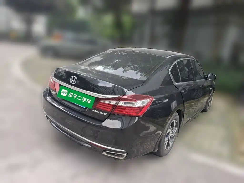 Honda Accord — миниатюра 4