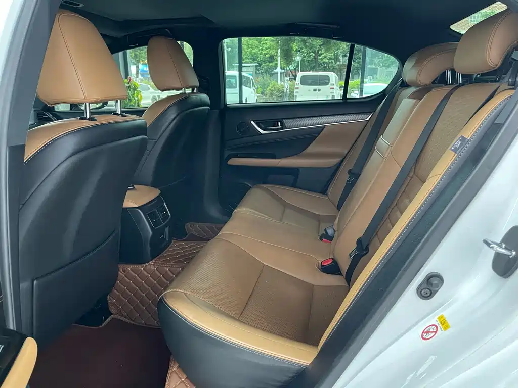 Lexus GS — миниатюра 20