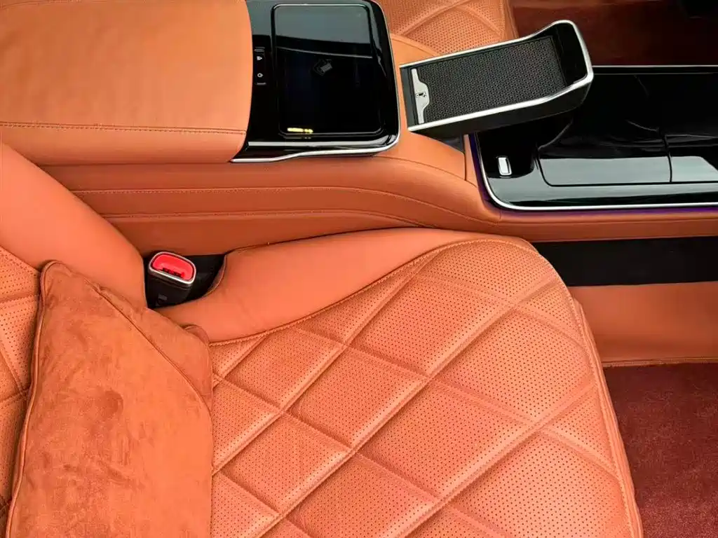 Mercedes-Benz S-Class — миниатюра 21
