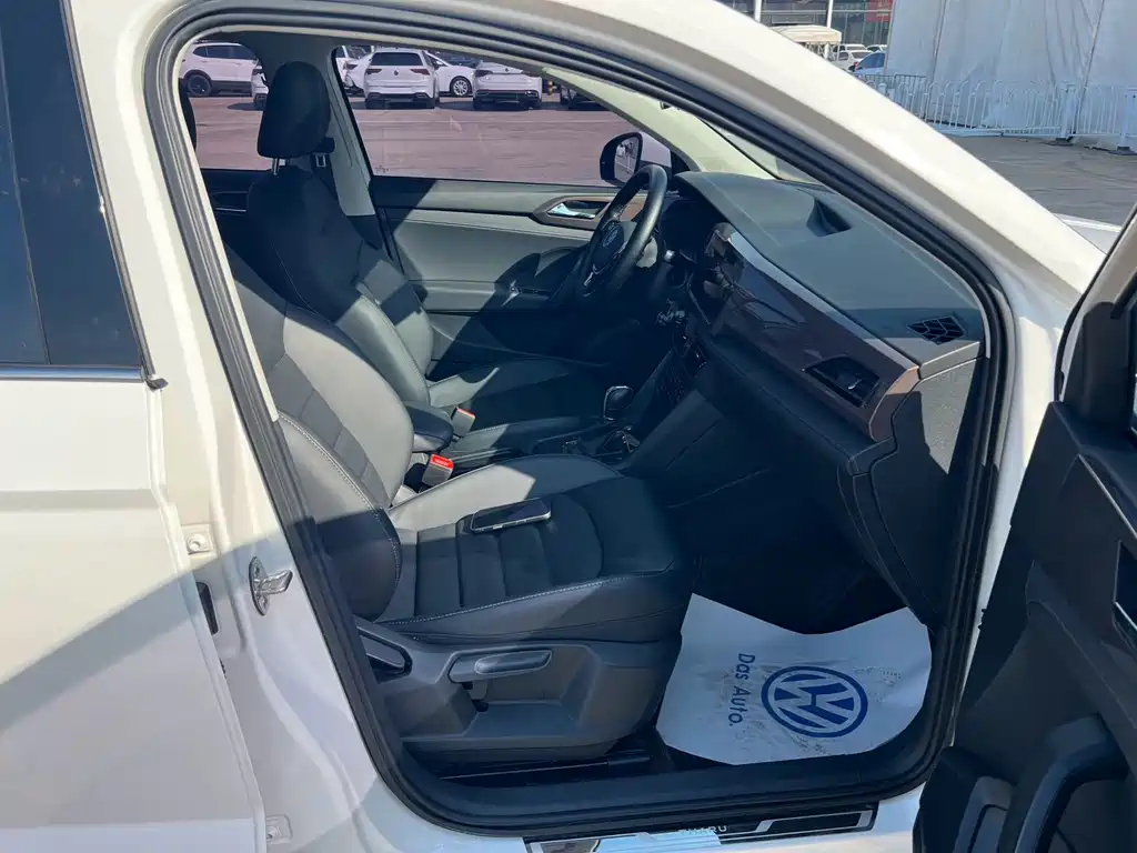 Volkswagen Tharu — миниатюра 6