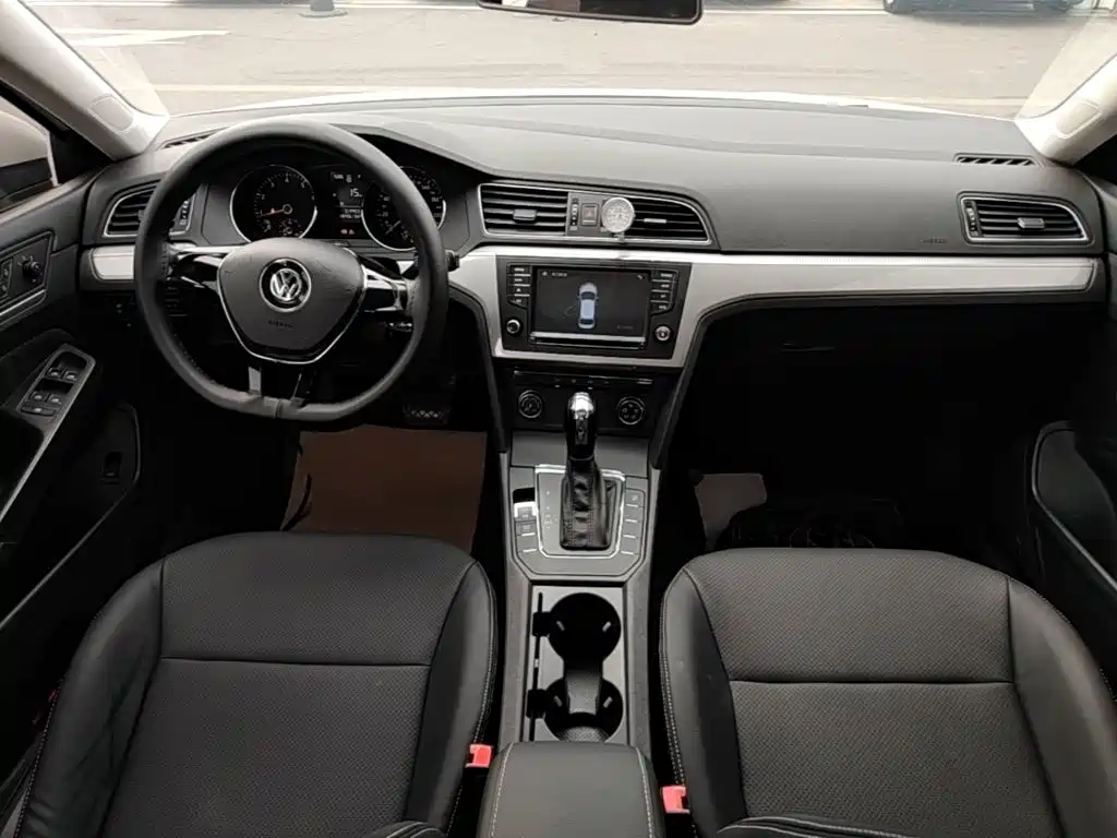 Volkswagen Lamando — миниатюра 10