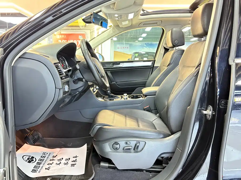 Volkswagen Touareg 2017 3.0TSI