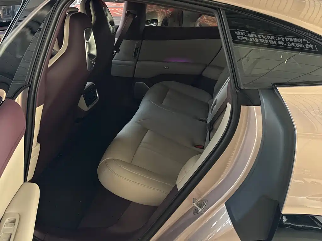 XIAOMI CAR XIAOMI YU7