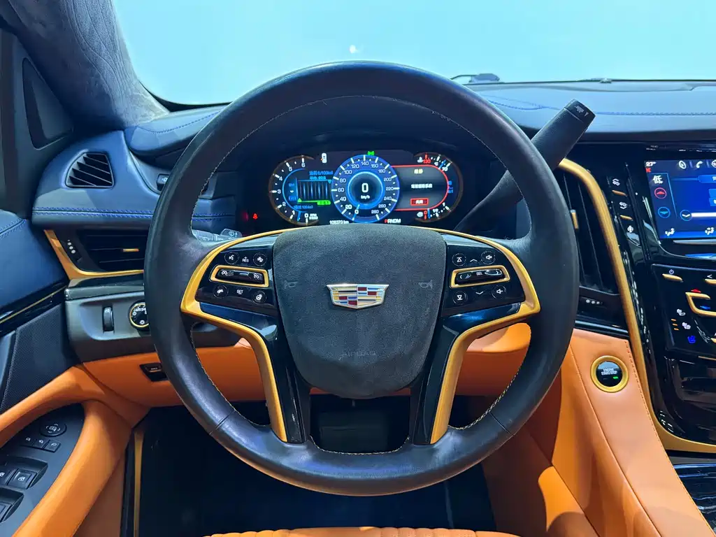 Cadillac Escalade — миниатюра 18