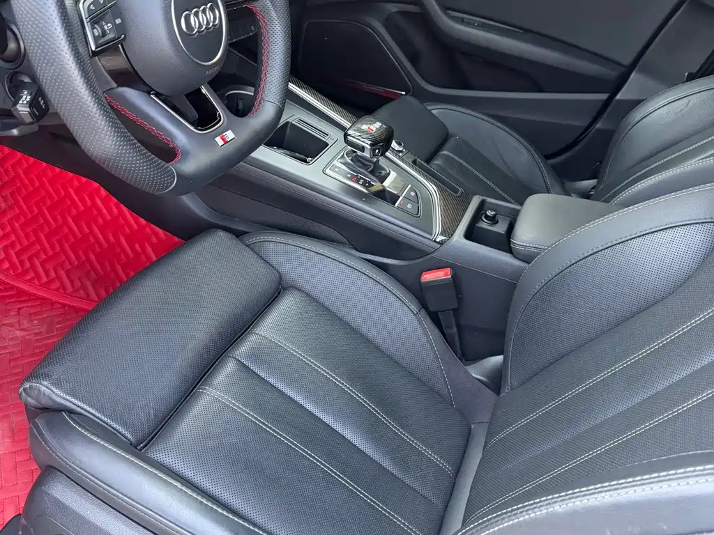 Audi A4L — миниатюра 7