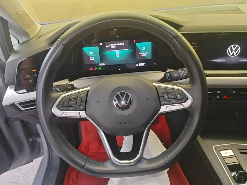 Volkswagen Golf — миниатюра 11