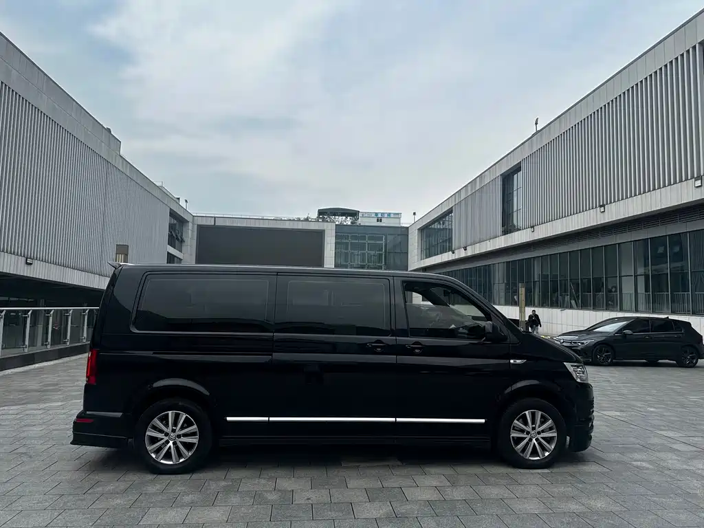 Volkswagen Caravelle — миниатюра 7