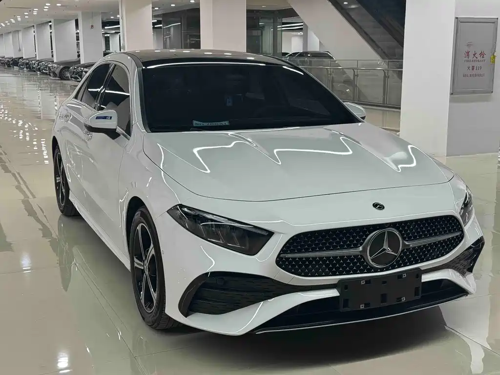 Mercedes-Benz A-Class — миниатюра 3