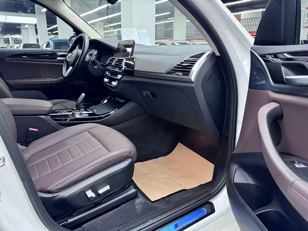 BMW X3 — миниатюра 13