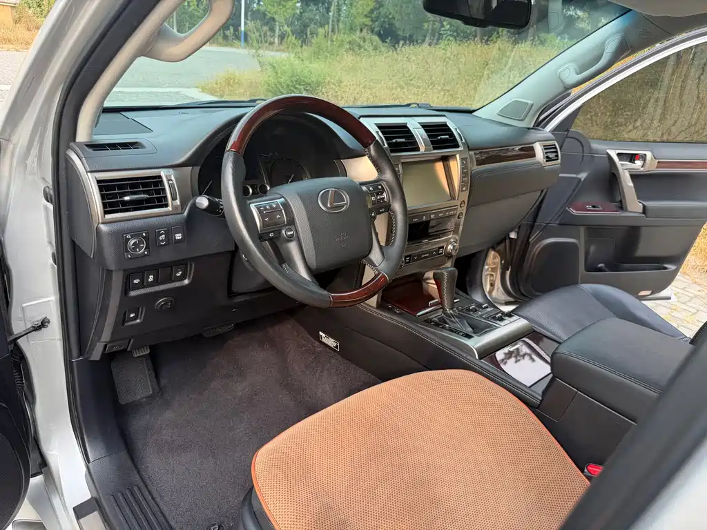 Lexus GX — миниатюра 11