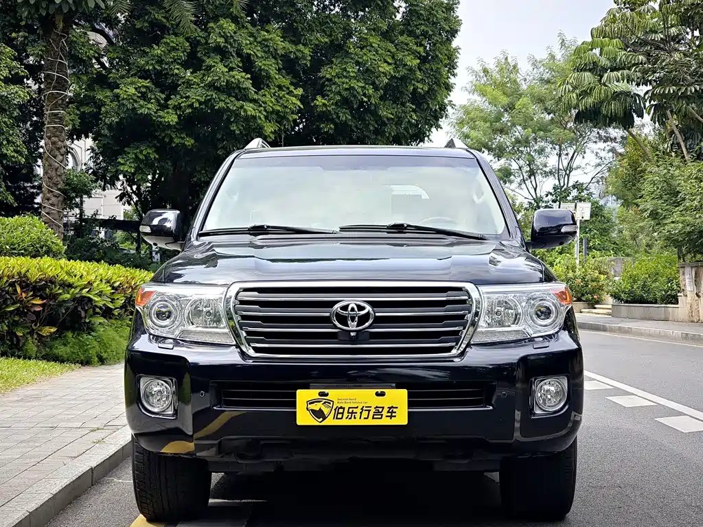 Toyota Land Cruiser — миниатюра 2
