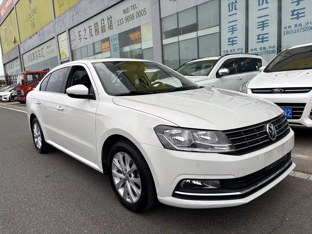 Volkswagen Lavida — миниатюра 3