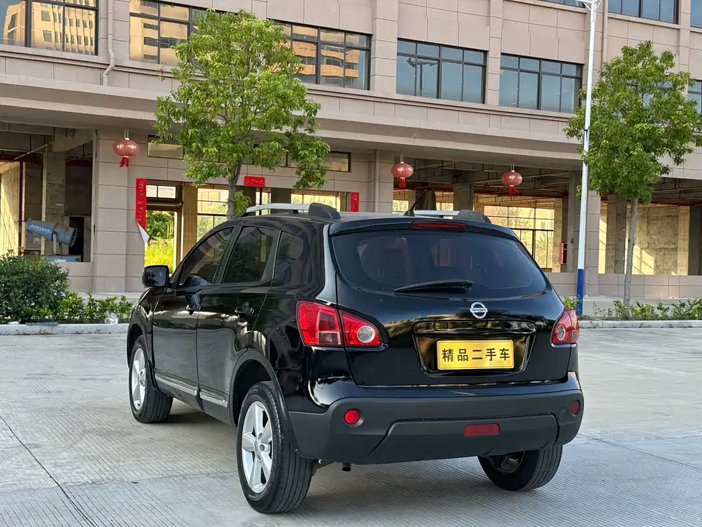 Nissan Qashqai — миниатюра 9