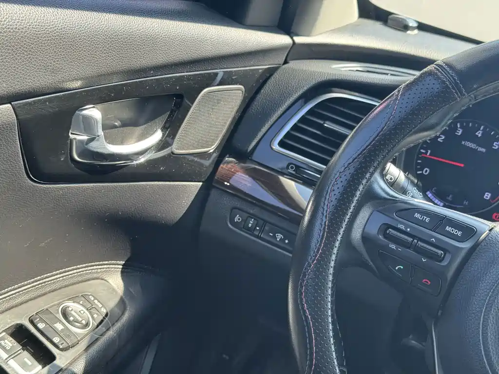 Kia K4 — миниатюра 15