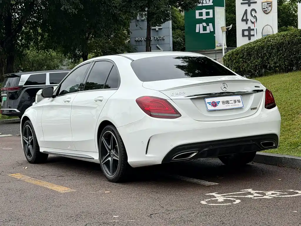 Mercedes-Benz C-Class — миниатюра 4