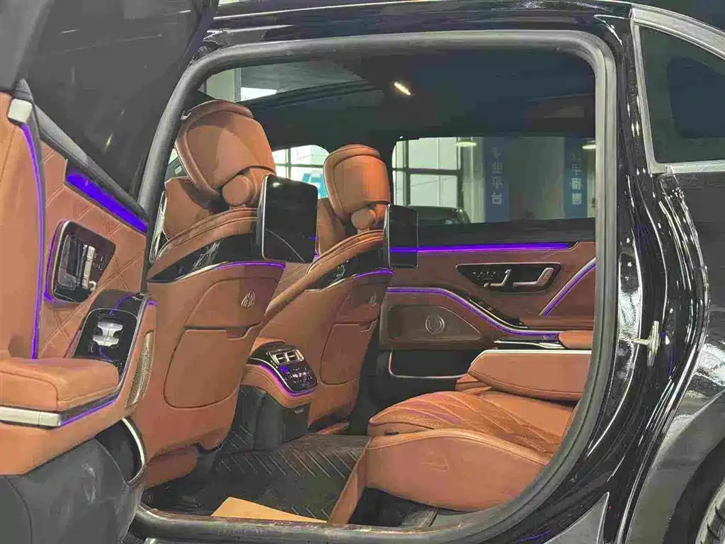 Mercedes-Benz S-Class — миниатюра 8