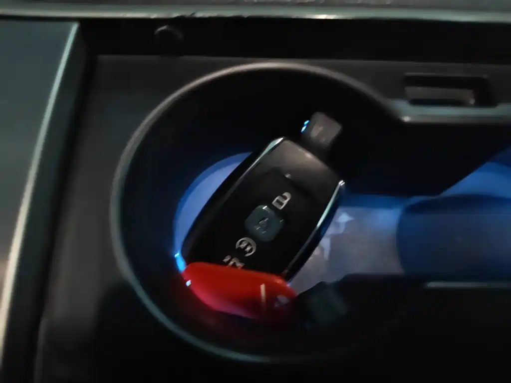 Lincoln MKZ — миниатюра 9