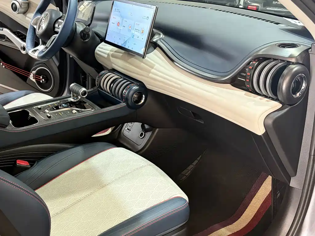 BYD Yuan Plus — миниатюра 6