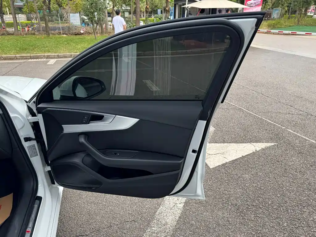 Audi A4L — миниатюра 24