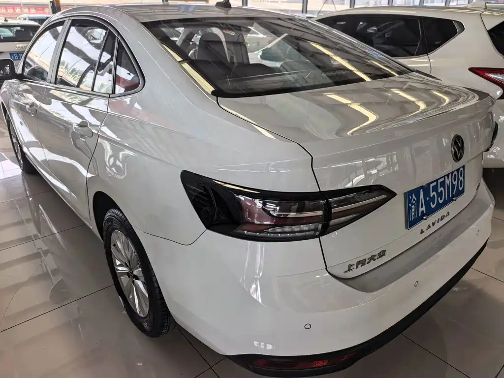 Volkswagen Lavida — миниатюра 6