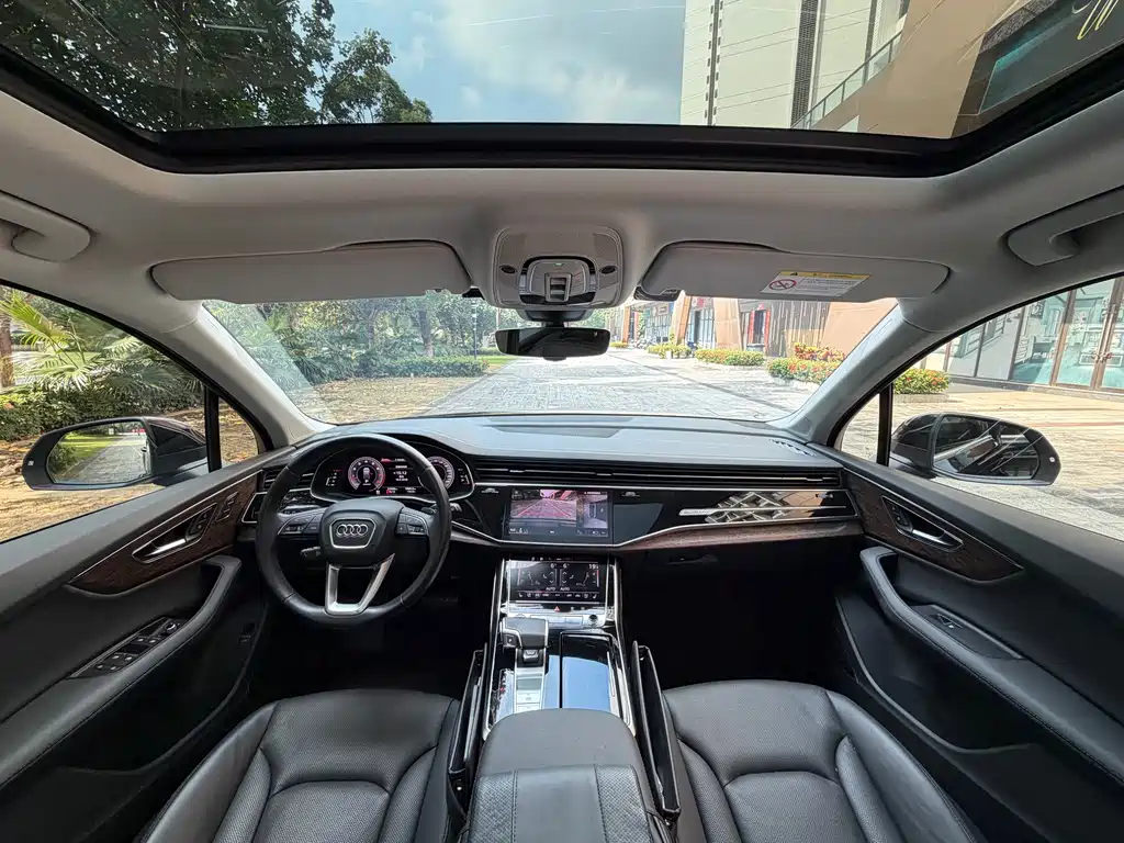 Audi Q7 — миниатюра 11