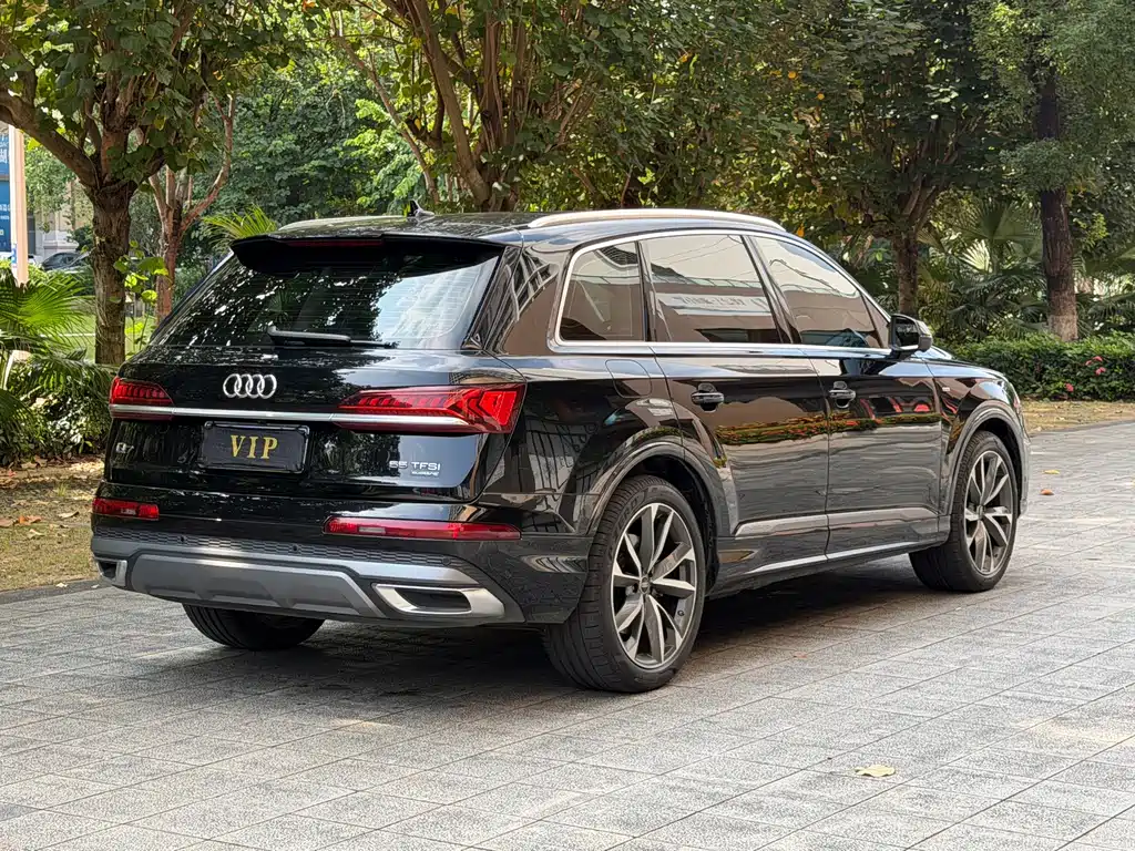 Audi Q7 — миниатюра 16