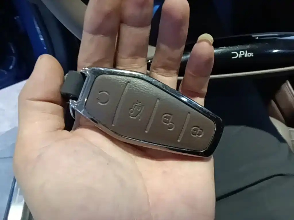 BYD Han — миниатюра 9