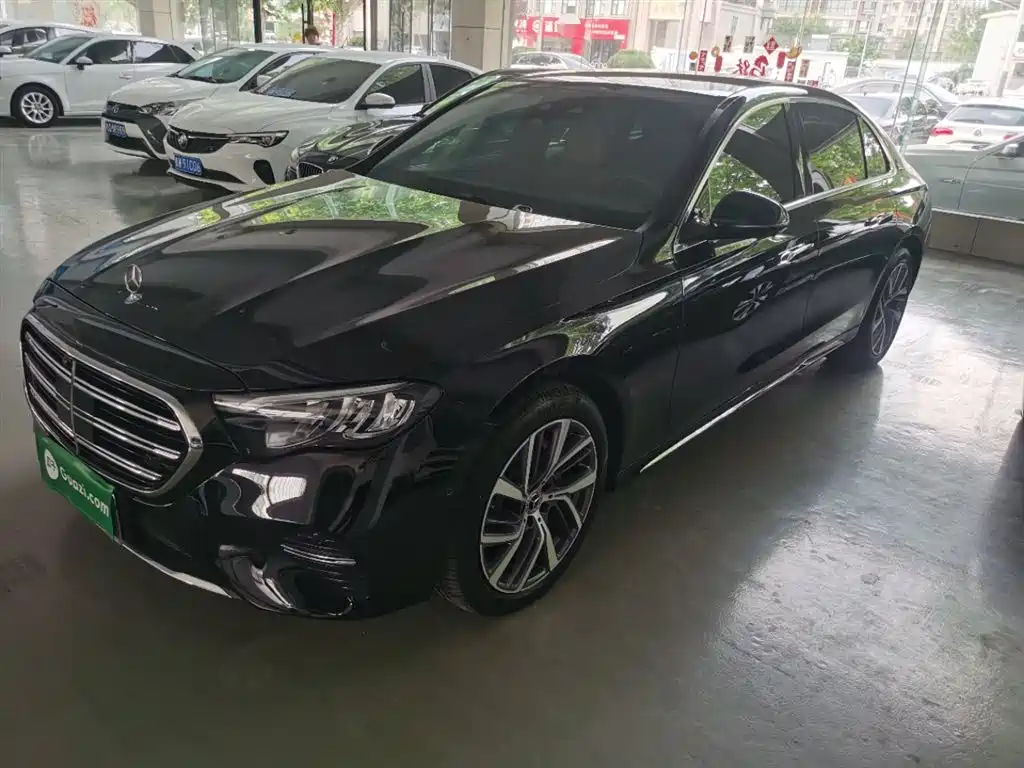 Mercedes-Benz E-Class 2024