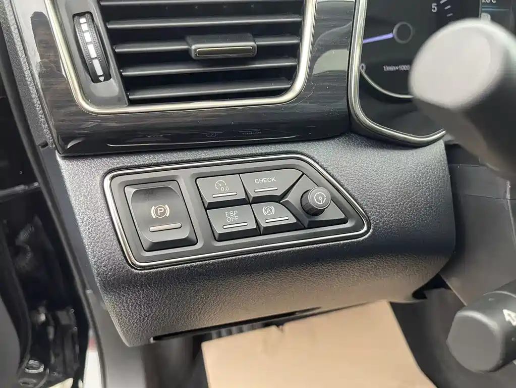 Hongqi H7 1.8T Comfort Edition, фото 25