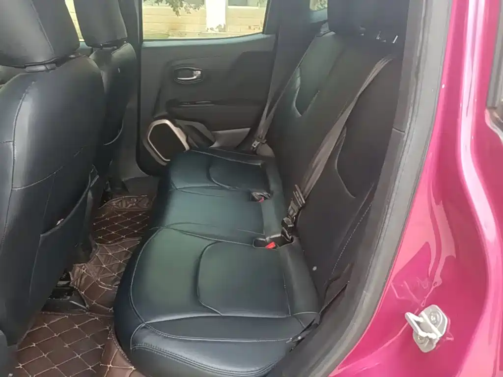 Jeep Renegade — миниатюра 17