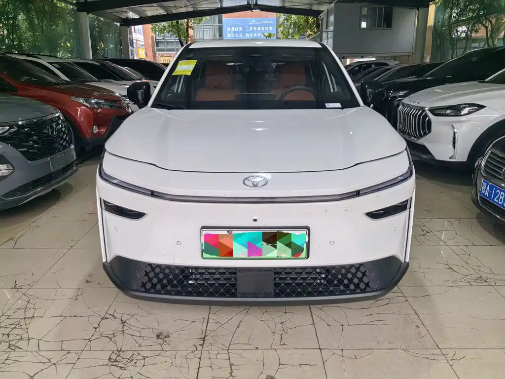 Toyota bZ3X — миниатюра 2