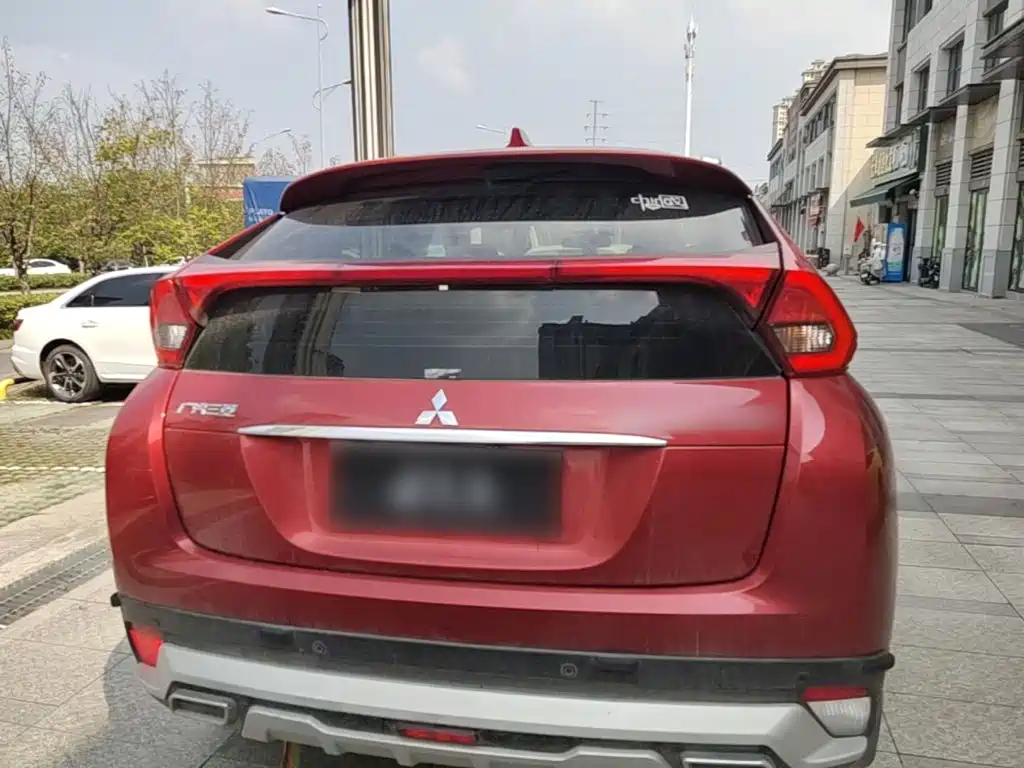 Mitsubishi Eclipse Cross — миниатюра 6
