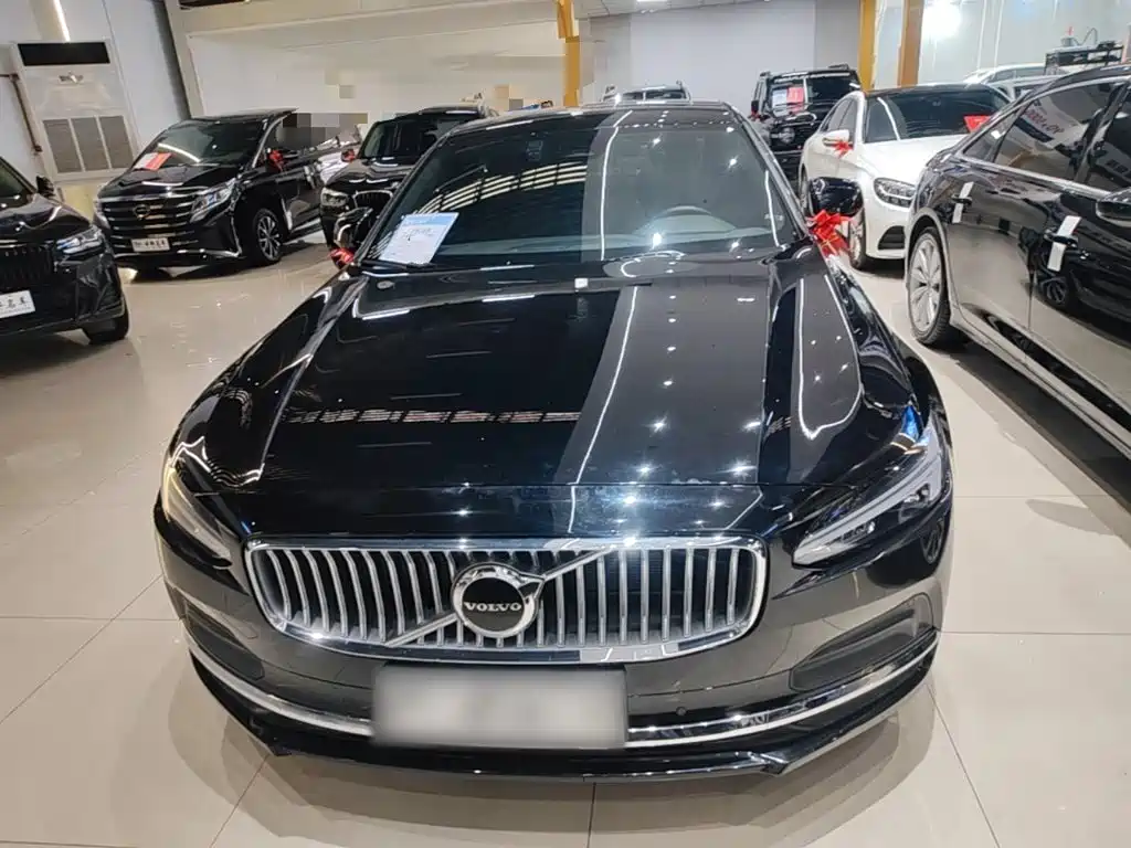 Volvo S90 — миниатюра 3