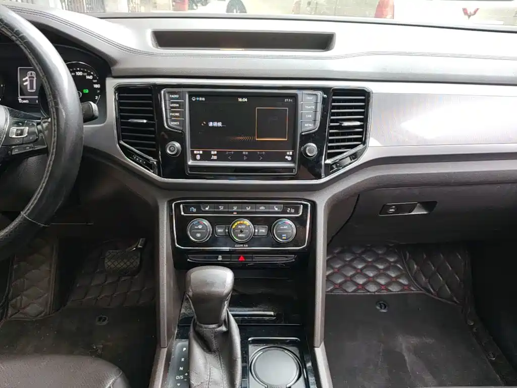 Volkswagen Teramont — миниатюра 13