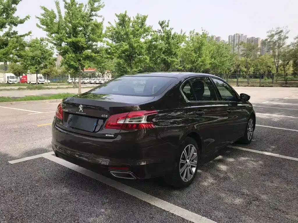 Peugeot 408 — миниатюра 9