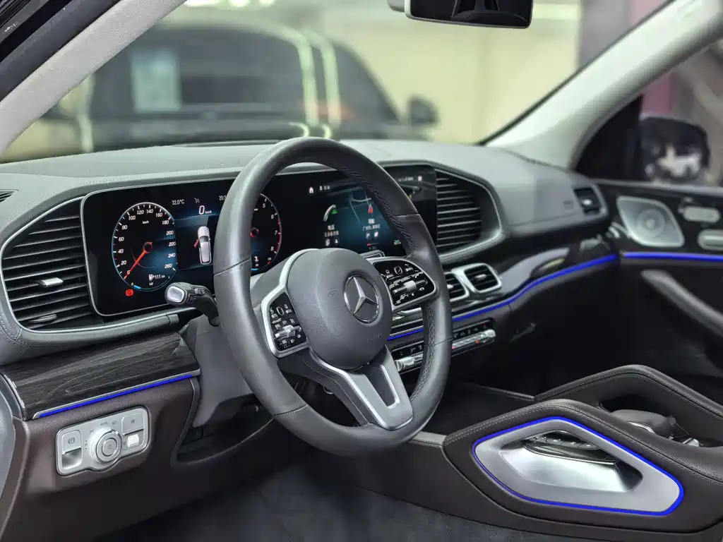 Mercedes-Benz GLE (Import) — миниатюра 14