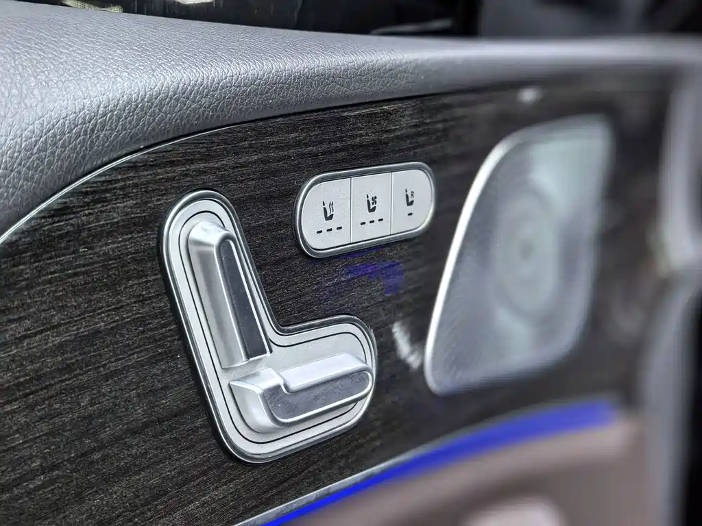 Mercedes-Benz GLE (Import) — миниатюра 20